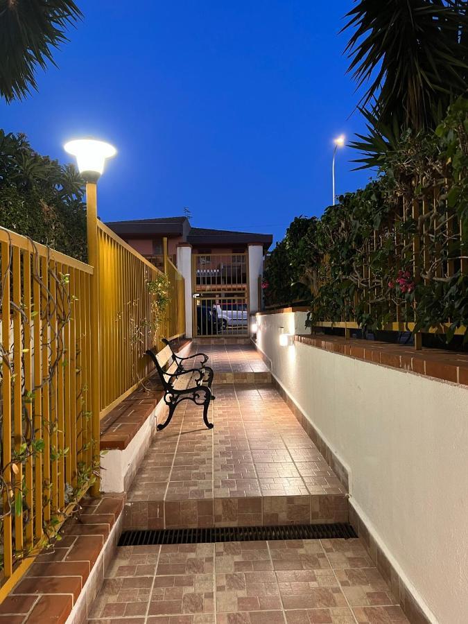 Trentuno Mondello Apartments Экстерьер фото
